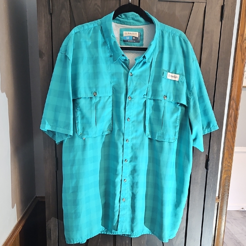 Magellan Outdoors Men's Aqua Checkered Button Down Shirt